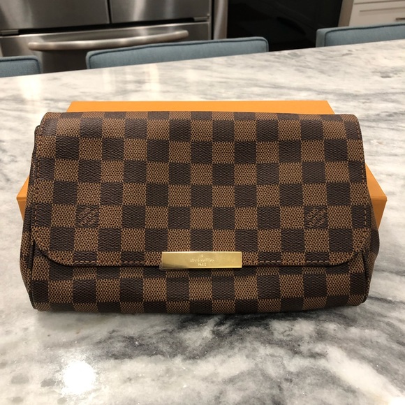 Louis Vuitton Handbags - Louis Vuitton Favorite MM Damier Ebene